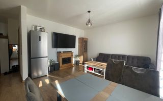 Apartament 3 camere--Turnisor | Decomandat | Balcon 10 mp | Parcare privata - Poză 5