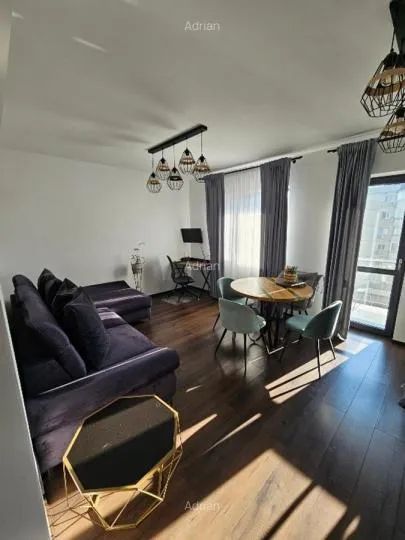 APARTAMENT SUPERB LOC PARCARE METROU ZONA APARATORI PATRIEI - Poză 2