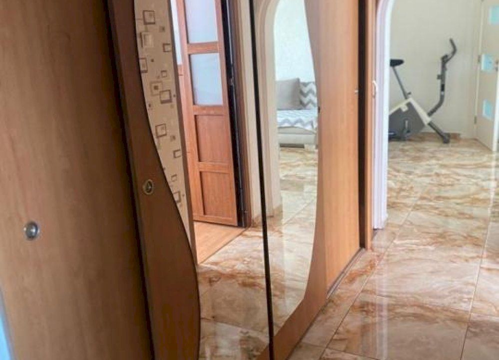 Vanzari Apartament 4 camere de vanzare Veteranilor - Poză 7