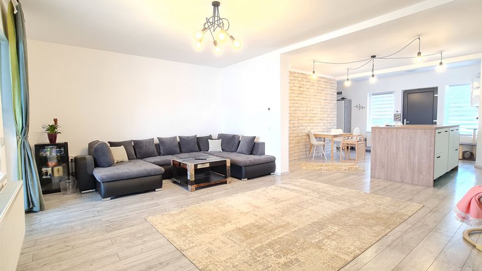 Casa 4 camere finalizata mobilata utilata cartier Izvor Tarlungeni - Poză 3