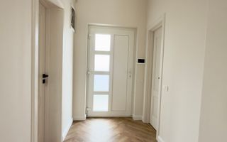 Duplex superb cu 4 camere si 3 bai | Dumbravita - Poză 7