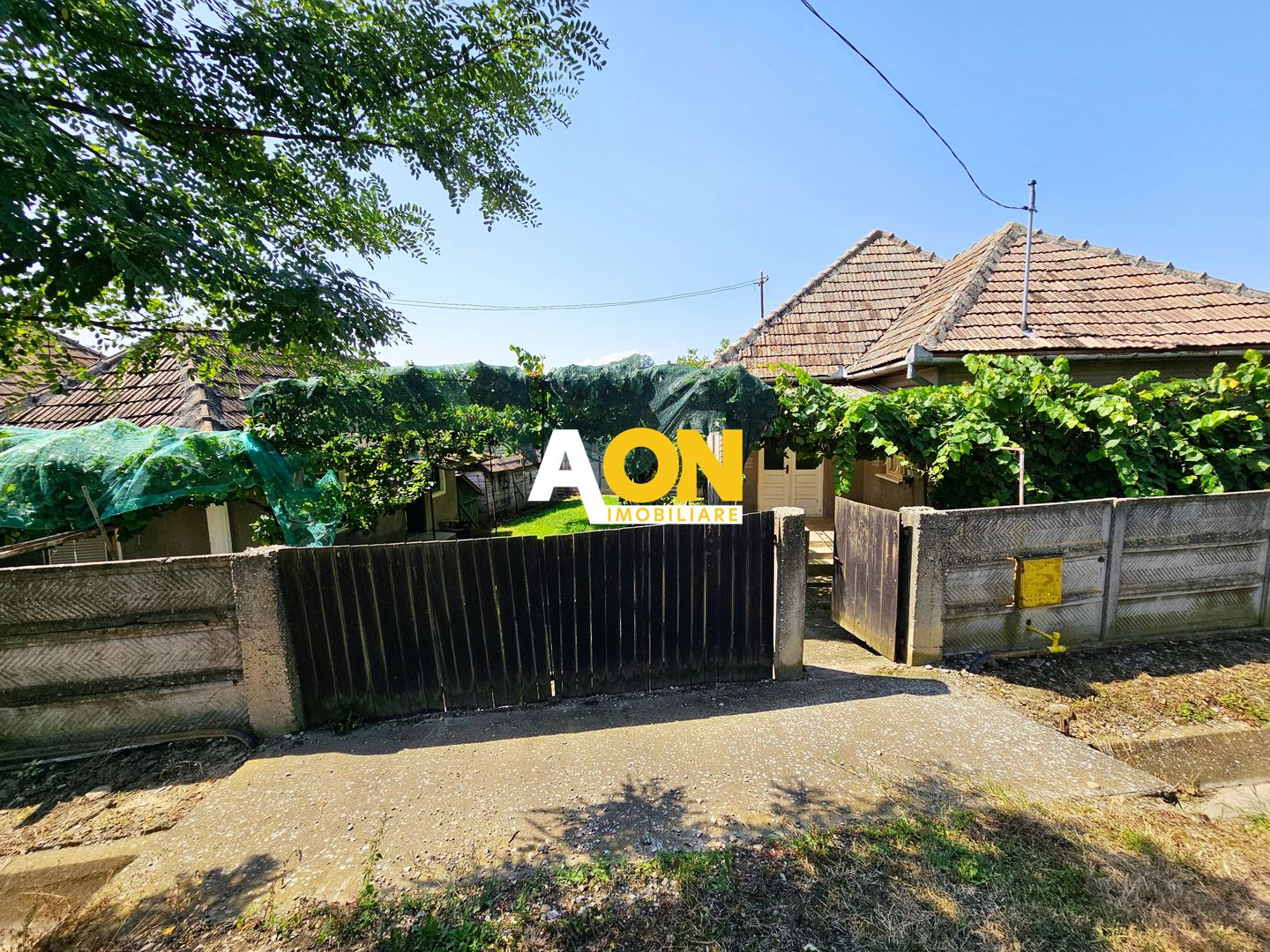 Casă batranească, 3 camere, 2200 mp teren, sat Bucerdea Grânoasă - Poză 1