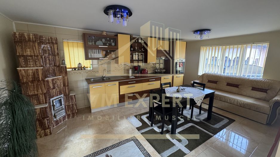 VILA 5 CAMERE, TEREN 600 MP, RUCAR - Poză 3