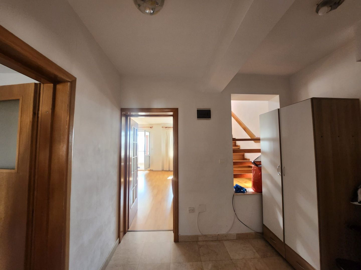 Apartament de vanzare Gh. Doja pe 3 nivele - Pitesti - Poză 4