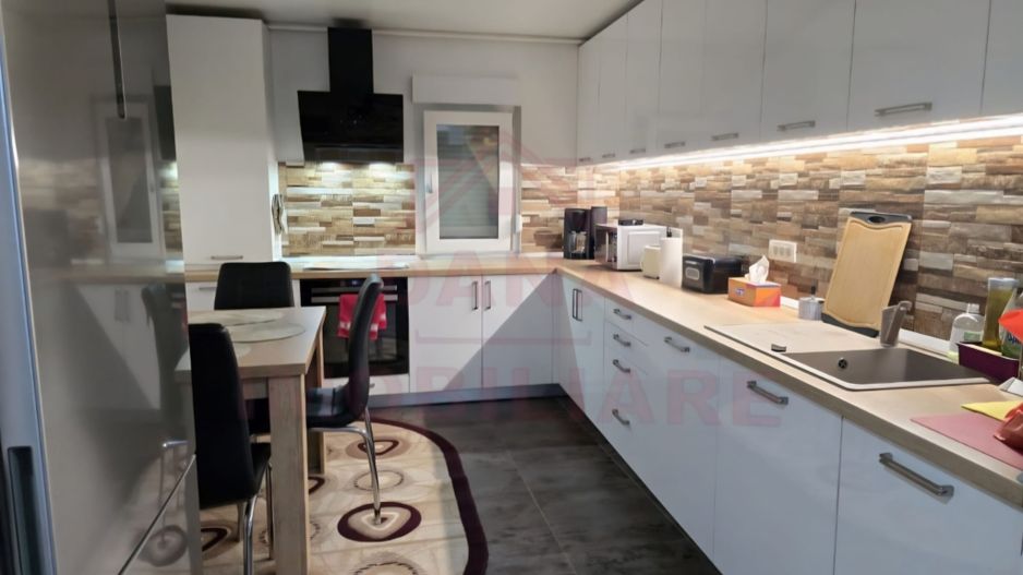 APARTAMENT DE ÎNCHIRIAT PREMIUM \4 CAMERE ÎN REȘIȚA \ZONA MICRO IV - Poză 5