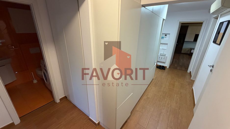 Etaj 2. Disponibil imediat. Garaj. Pozitie excelenta - Poză 12