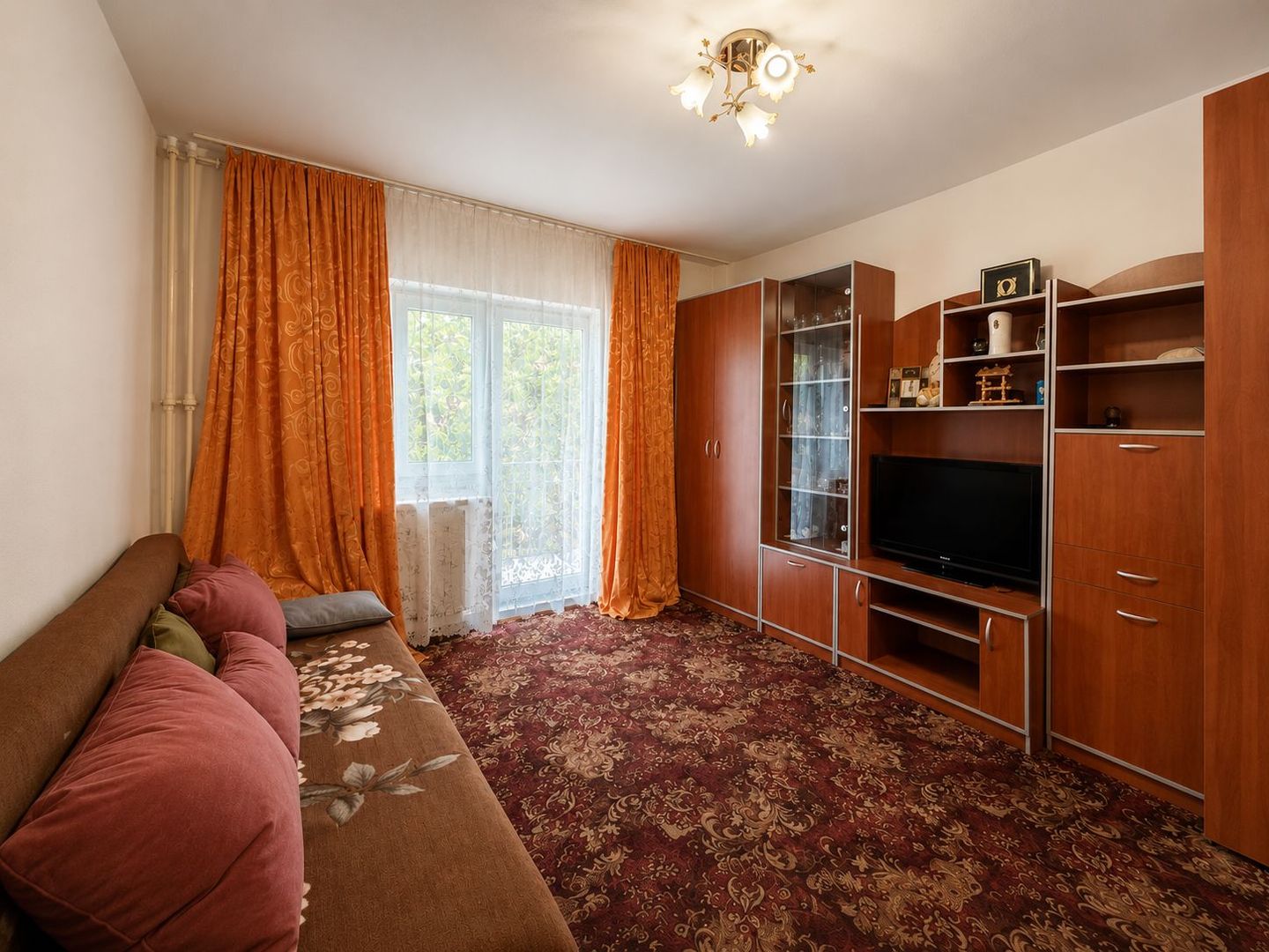 Apartament 3 camere decomandat, zona Alfa, etaj 1, două băi - Poză 10