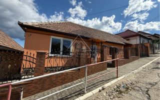 Casa de 3 camere, Medias. - Poză 4