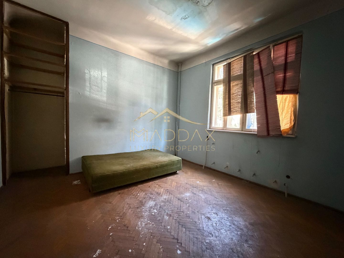 Vila cu 10 camere *540mp* // Zona Titulescu - Poză 30