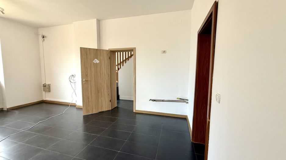 IMOBIL CU MULTIPLE DESTINATII - Poză 6