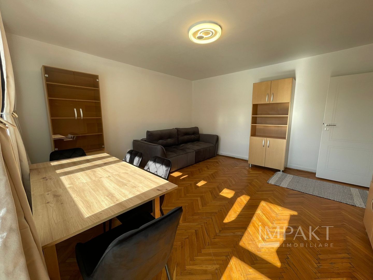 Apartament 3 camere renovat, Mănăștur, parcare inclusă - Poză 2