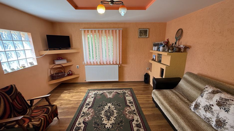 Vila construită in 2010 - P+1+pod - S=236 mp și curte 238 mp Campina! - Poză 11