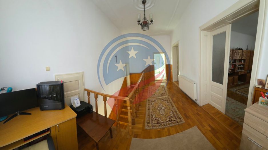 Casă tip duplex de vânzare – 217 mp, teren 897 mp, zona centrală Luduș - Poză 12