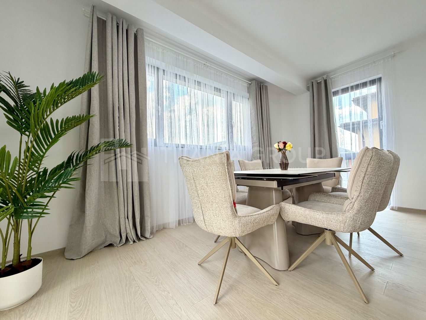 Casă premium 4 camere | Prima închiriere| 3 băi | Pet Friendly | Cristian - Poză 23