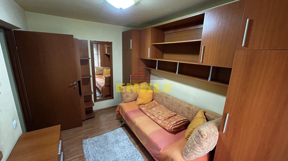 De inchiriat apartament cu 3 camere, zona Bulevard - Poză 15