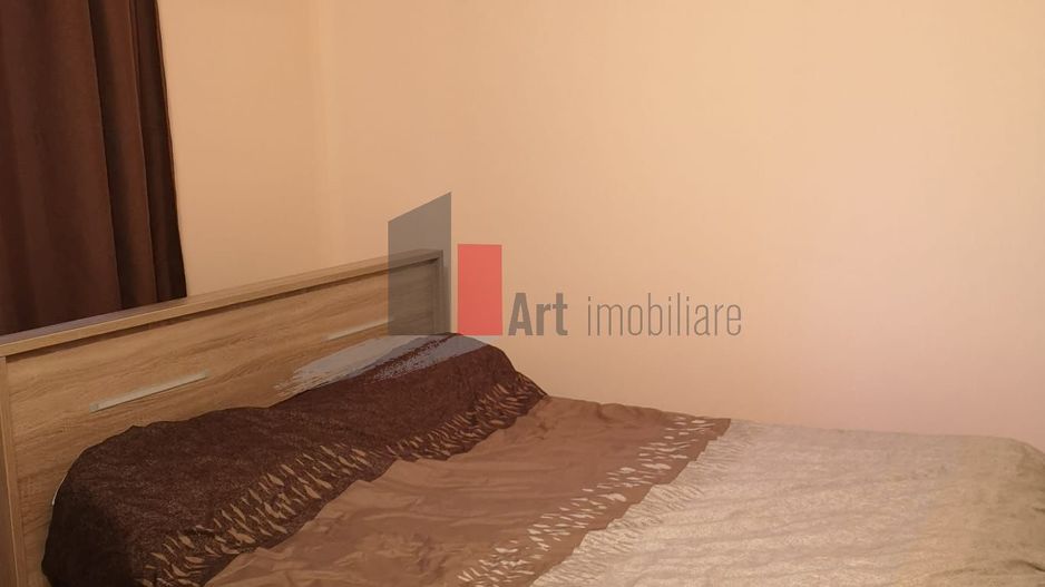 Apartament 3 camere de vanzare zona Pantelimon-Bulevardul Chisinau - Poză 4