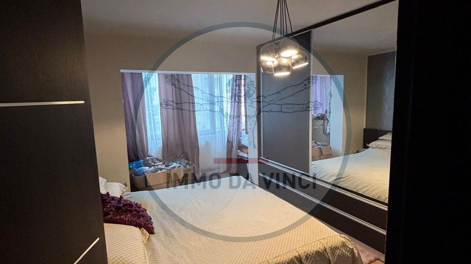 Vând apartament 3 camere Între Lacuri - Poză 4