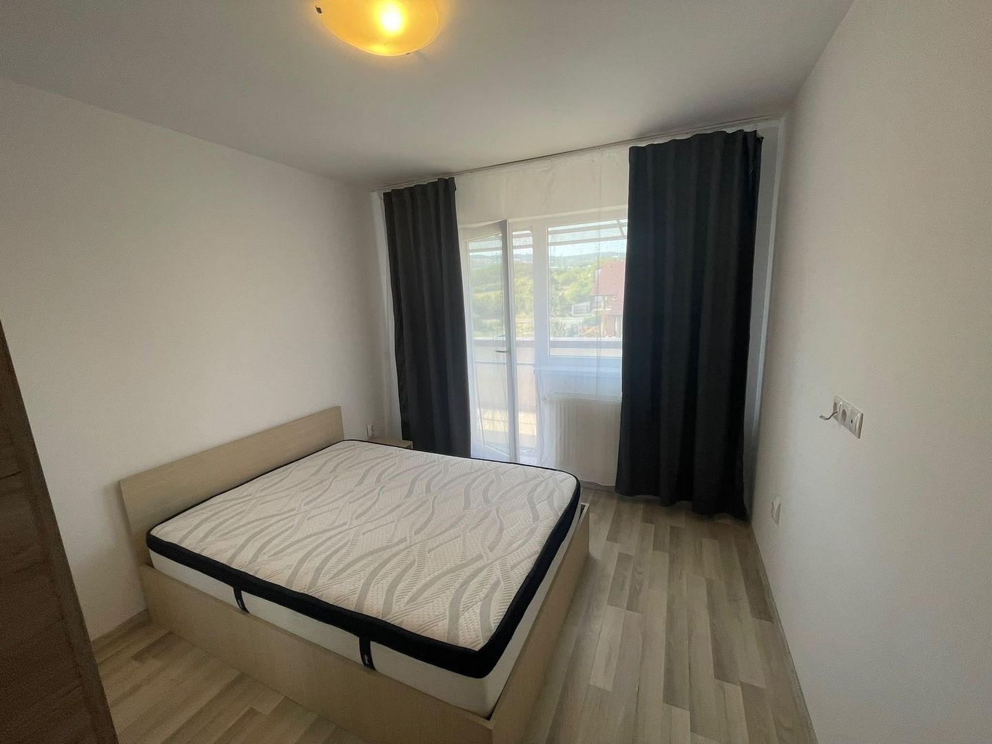 Apartament 2 camere decomandat | Terasă generoasă 38 mp | Parcare inclusă - Poză 4