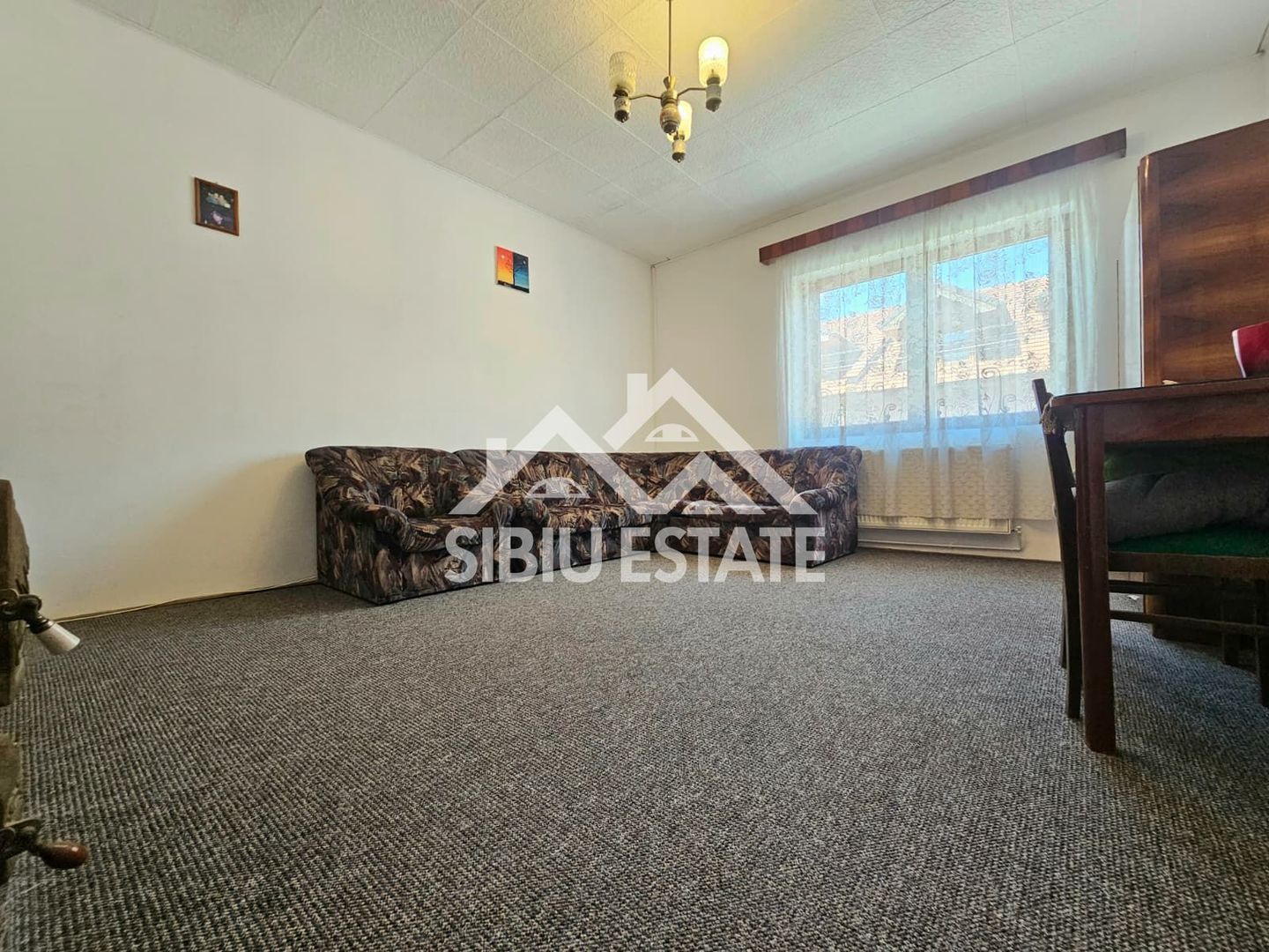 Casa Sibiu central 5 camere, 4 bai - Poză 15