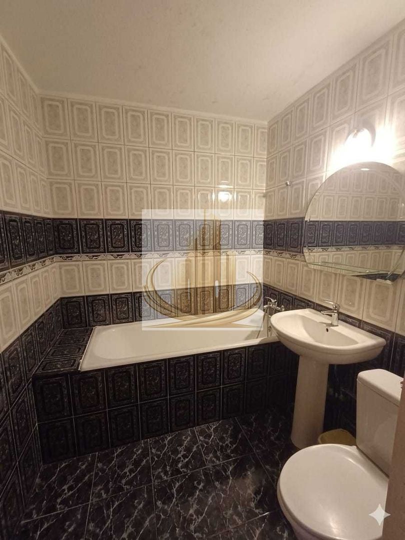 Vand apartament 3 camere doua bai, doua balcoane - Poză 5