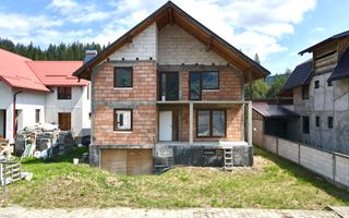 Casa "rosu+" in Gura Humorului | Bucovina - Poză 1