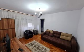 Apartament 3 camere, Parter, Semidecomandat, Zona Cetate - Poză 1