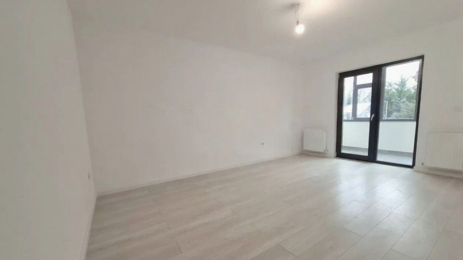 Ap. 2 camere dec INTABULAT 55mp+ loc de parcare V. Lupului 89900 euro - Poză 2
