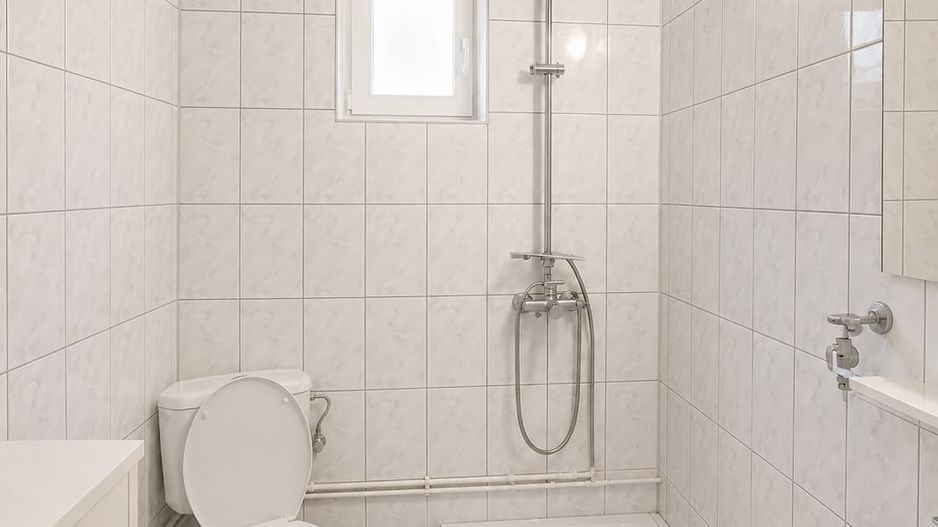 Casa de vanzare si teren 1360mp in Viile Noi Constanta - Poză 14