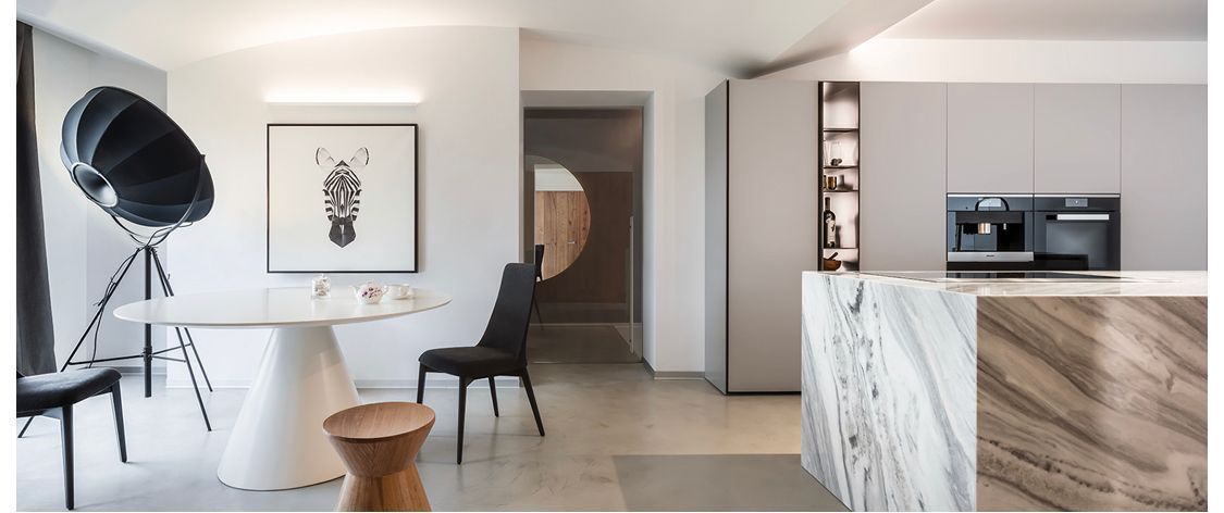 Vila superba în Mogoșoaia cu deschidere la lac - Poză 2