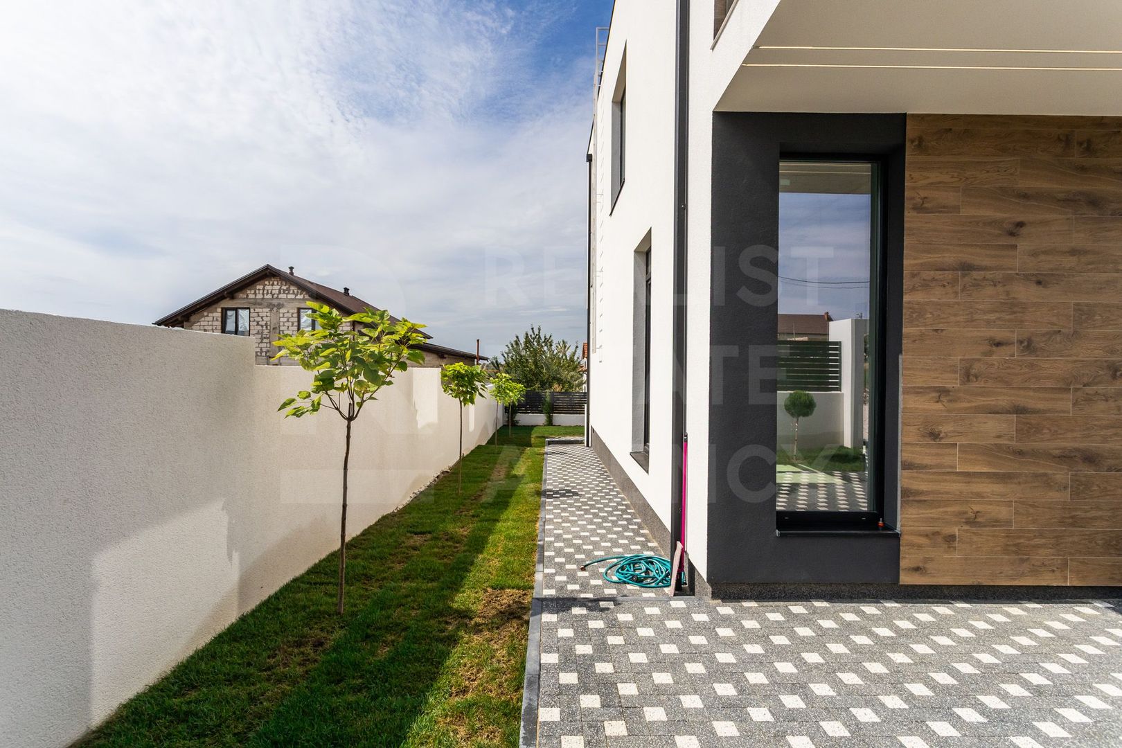 Vânzare, casă Hi-Tech, 200 mp, str. Meșterul Manole, Colonița - Poză 32