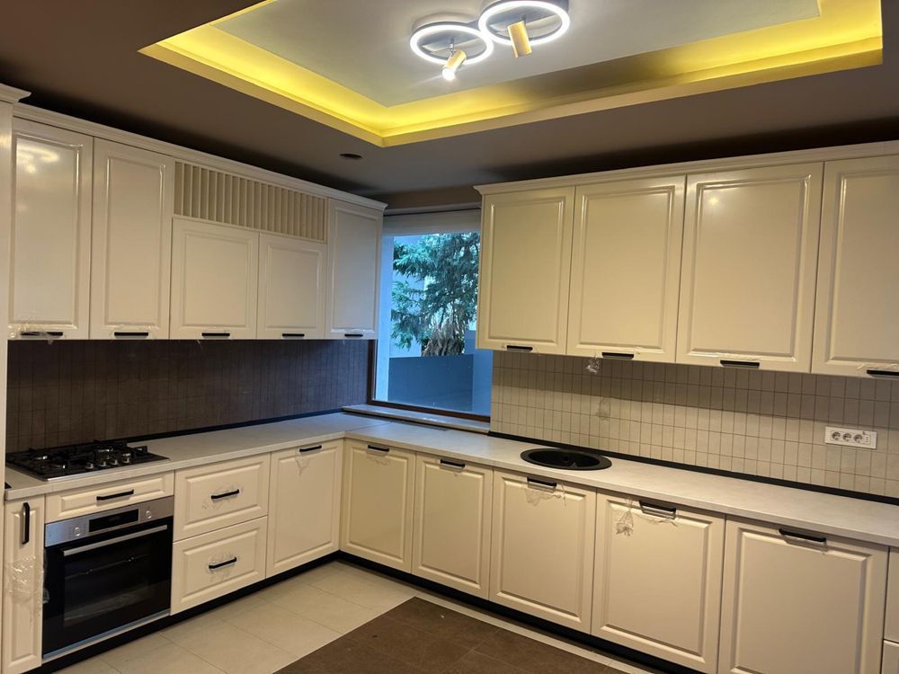 Vila de inchiriat | 6 dormitoare | Pipera colt cu Iancu Nicolae - Poză 2