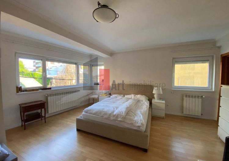 VILA IN ZONA FLOREASCA- DOROBANTI - Poză 5