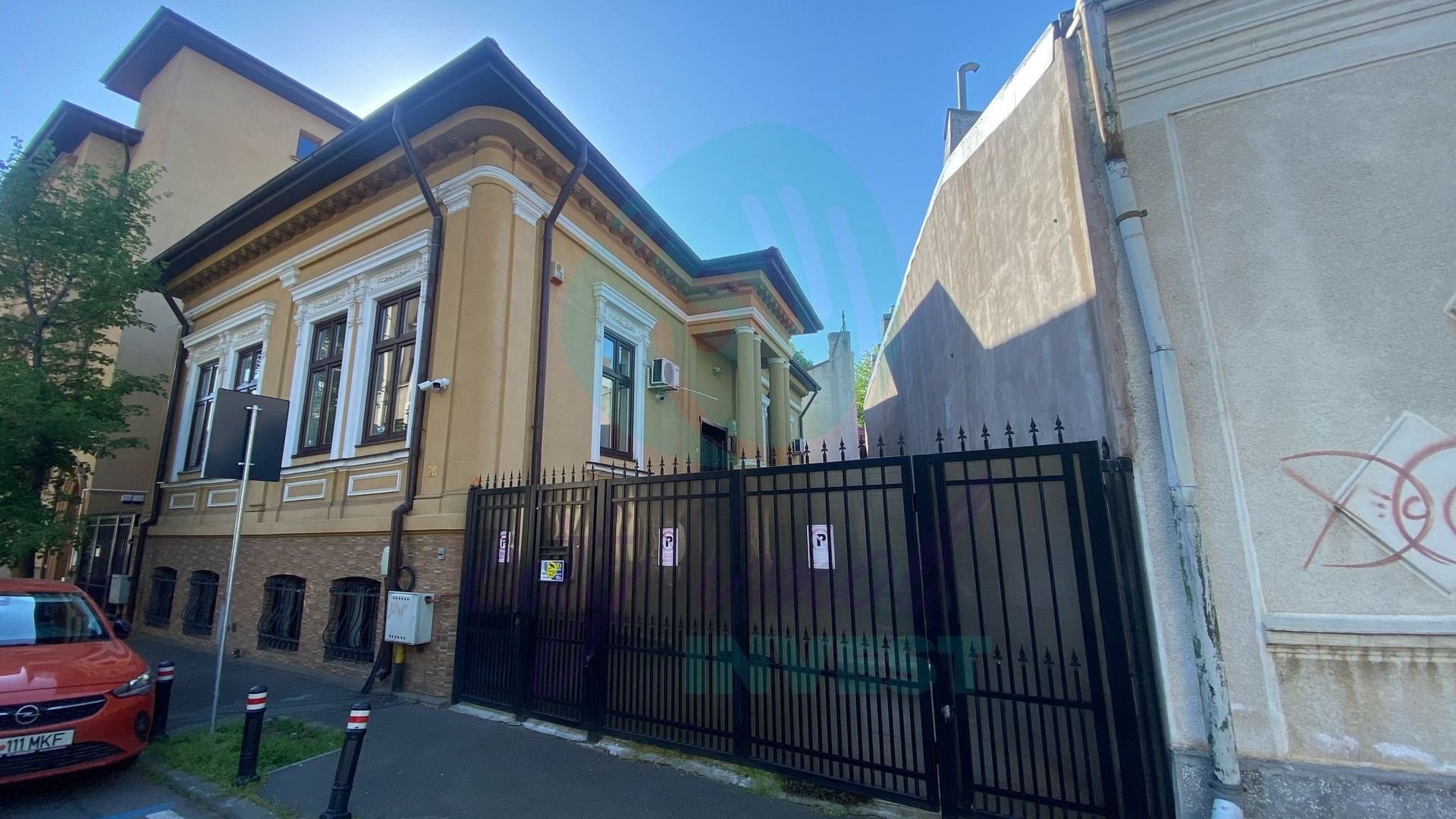 Casa eleganta si curte proprie de 71 mp in zona Plantelor - Poză 3