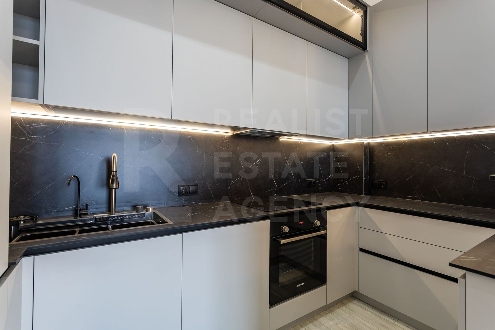 Vânzare, Penthouse, Complexul Oasis, Râșcani - Poză 2