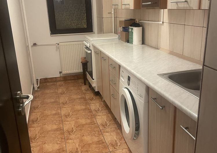 De Închiriat Garsoniera 42 mp decomandata, vis-a-vis Mall Vitan - Poză 3