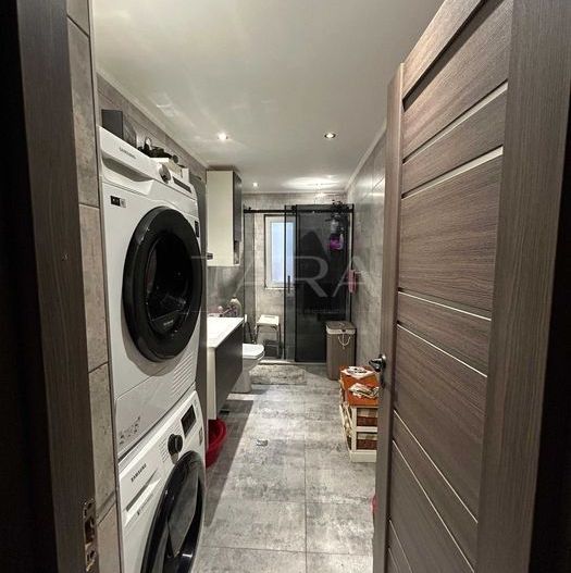 Apartament 3 camere finisat; supermarket, școală și transport public. - Poză 5