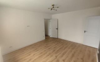 Apartament 3 camere 1 Mai | Imobil 1970 - Poză 3