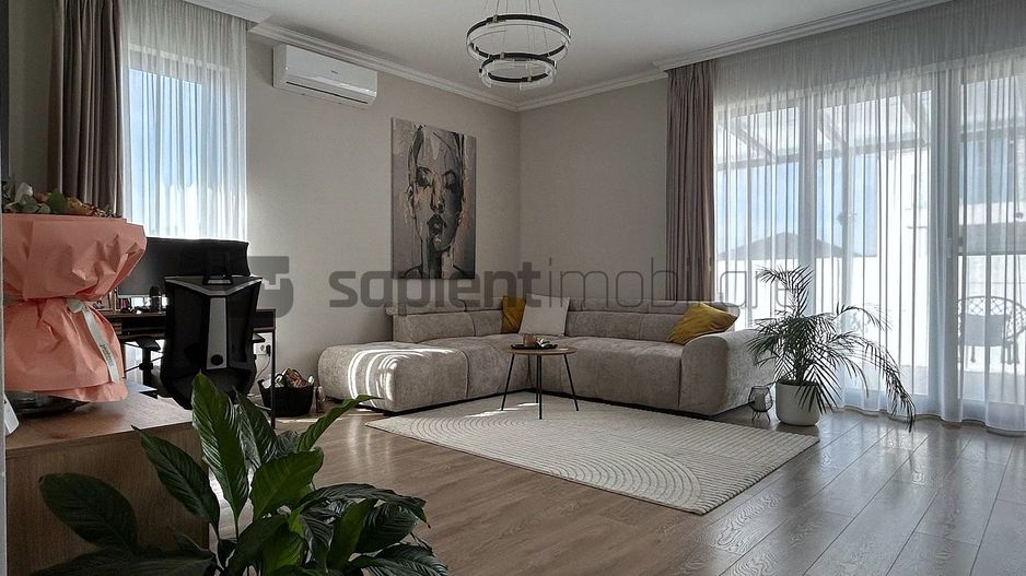 Casa zona  Viena Residence - Poză 3