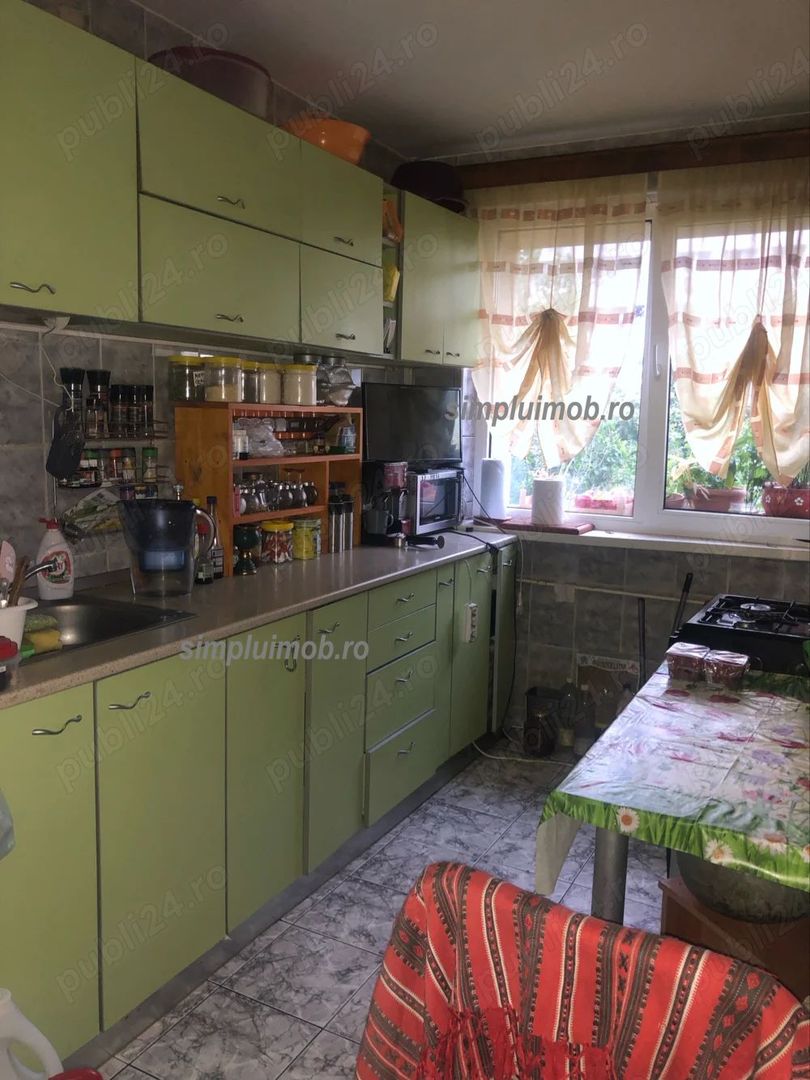 Dristor Apartament 3 Camere Spatios cu Balcon - Poză 7