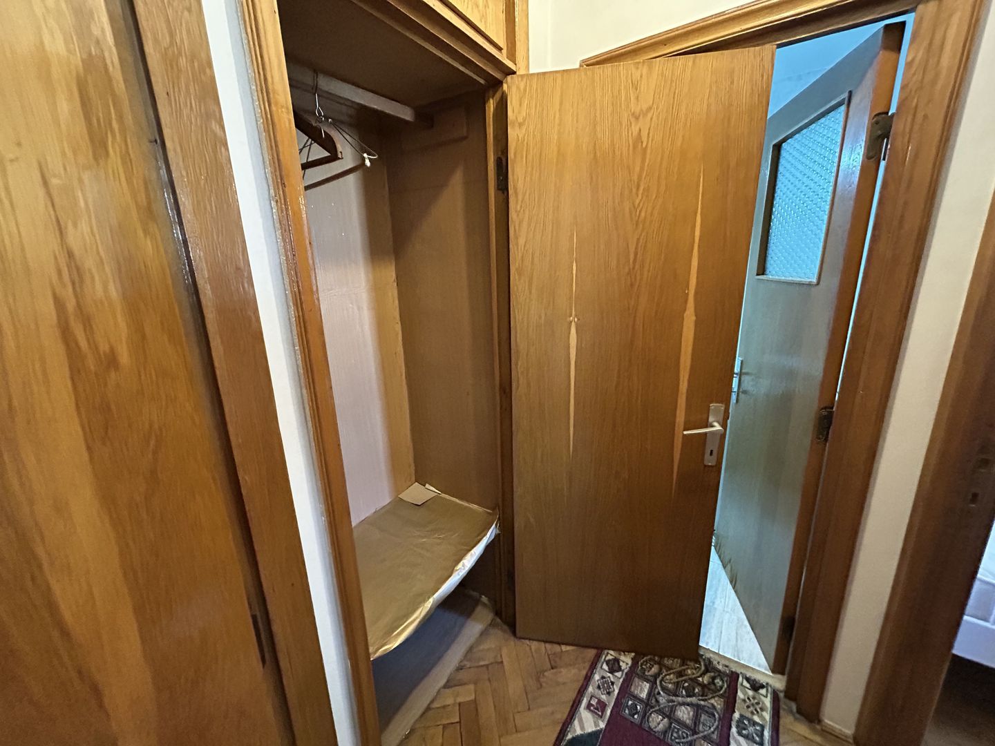APARTAMENT 2 CAMERE METROU 1 MAI - Poză 7