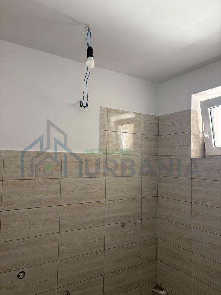 Apartament complet renovat, 3 camere, de vânzare în Carjoaia, comuna Cotnari, județul Iași - Poză 7