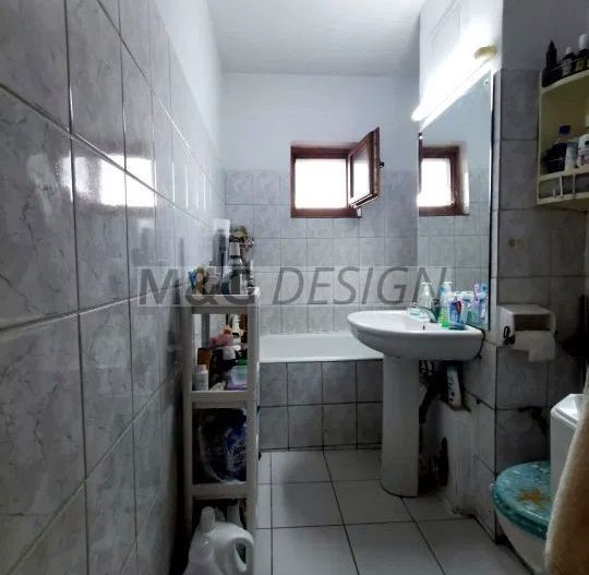 Apartament 3 camere Dambovita - Poză 6