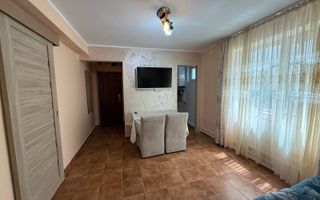 Apartament de vânzare cu 3 camere – Zona Bulevard - Poză 4