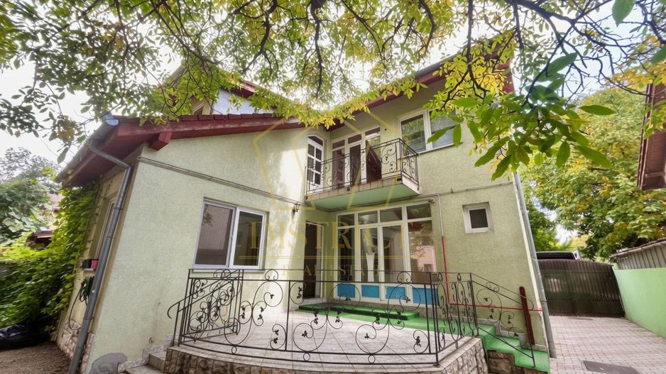 Casa individuala cu 5 camere și garaj | Simion Barnutiu - Poză 1