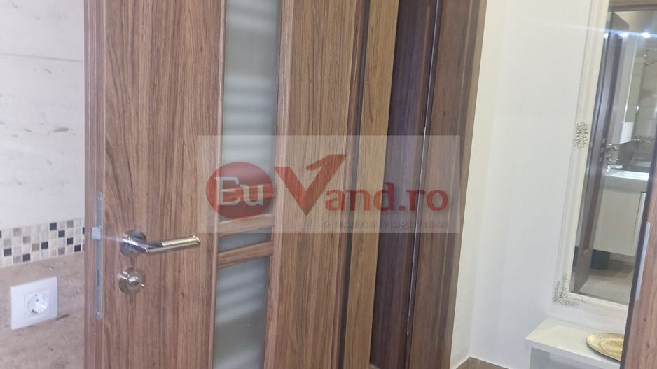 De inchiriat apartament cu 2 camere bloc nou, Anul revolutiei, et.1, 450 E - Poză 12