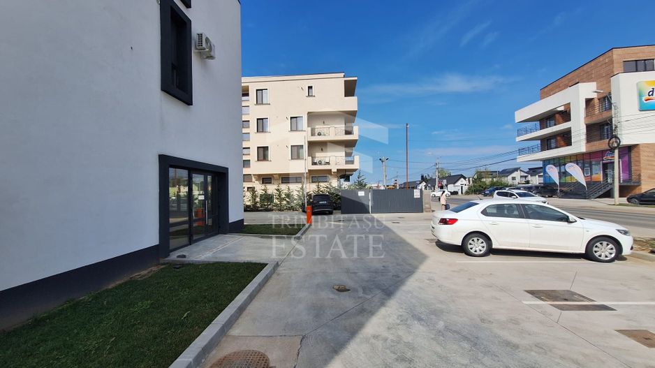 Spatiu Comercial Tunari Otopeni Bloc Nou - Stradal - 275 mp - parcari - Poză 1