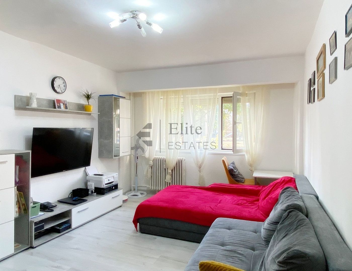 Apartament de vanzare cu 4 camere in Calea Aradului - Poză 1