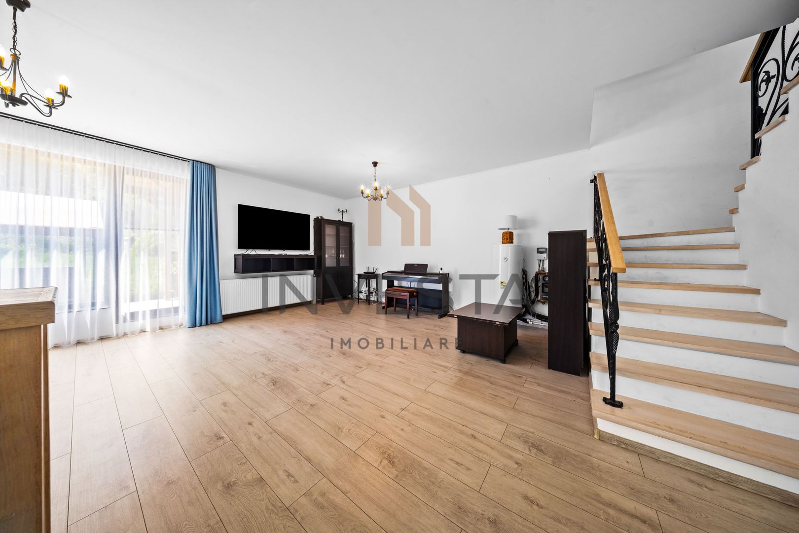 Duplex White House | Energie proprie | langa padure si VIVO - Razoare - Poză 2