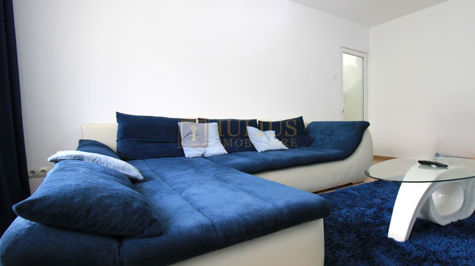 Zona Lipovei, 2 camere, centrala proprie - Poză 12