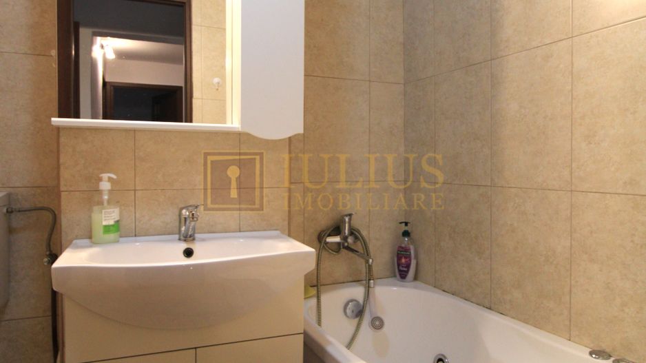 Zona Lipovei, 2 camere,  centrala proprie - Poză 9